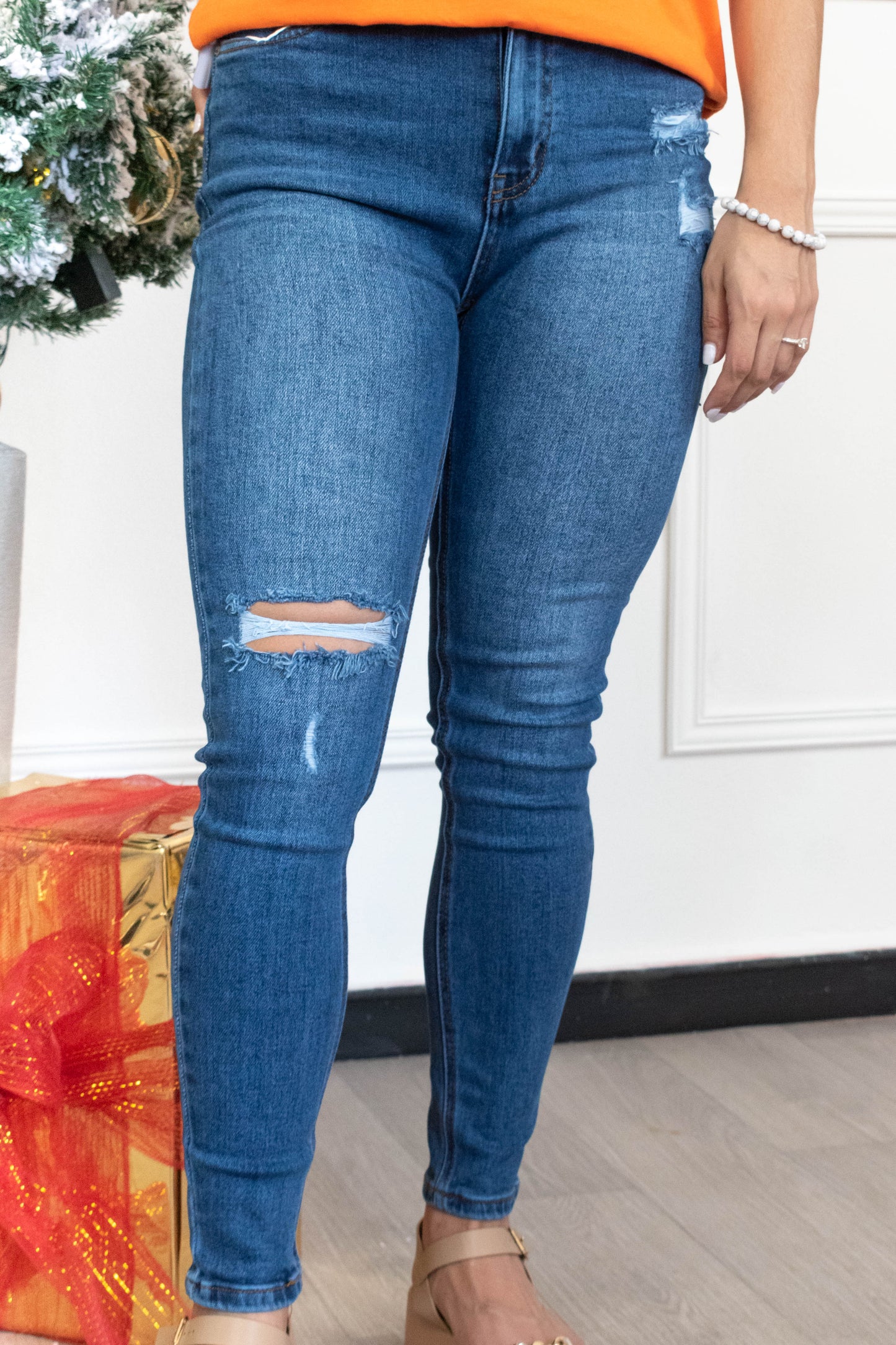 Ripped Skinny Ankle Jeans